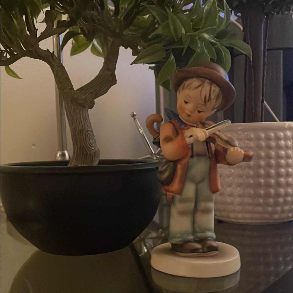 Vintage Goebel Hummel "Little Fiddler" Figurine W. Germany